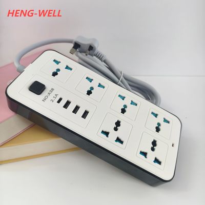 Socket électrique de 250 V 6A avec trous universels de 6 voies 3USB A 1USB C Compatible avec les prises AU et IT de l'UE