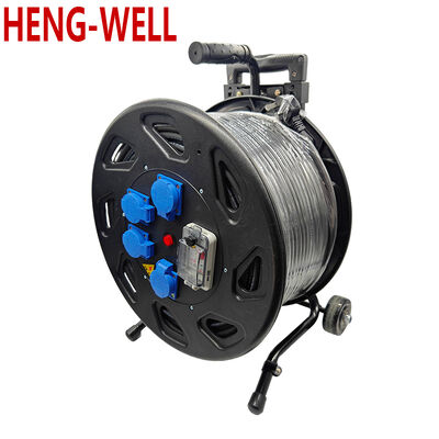 Dévidoir de câble de calibre 3 1.50 2.50 mm² d'une capacité maximale de 100 mètres, conçu pour un enroulement et un stockage faciles des câbles.